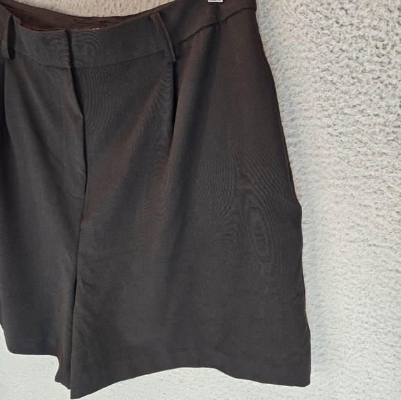1. State Women's Black Tailored Dress Shorts Sz 12 Pleated High Waist Pockets - Picture 3 of 11